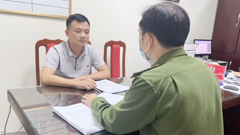 Đối tượng Nguyễn Văn Nhận tại cơ quan điều tra.