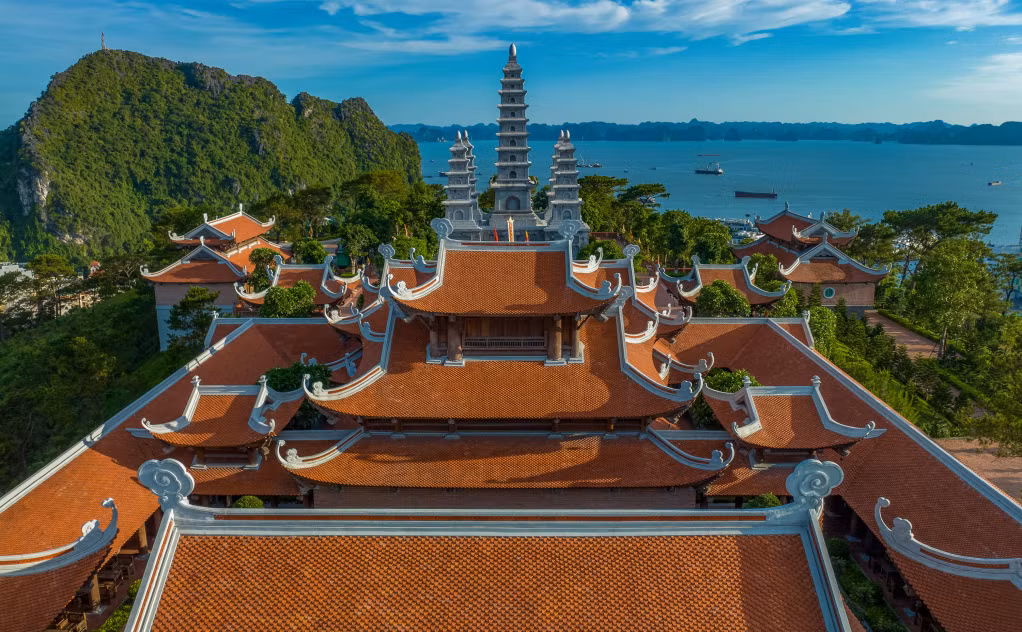 Bảo Hải Linh Thông Tự.
