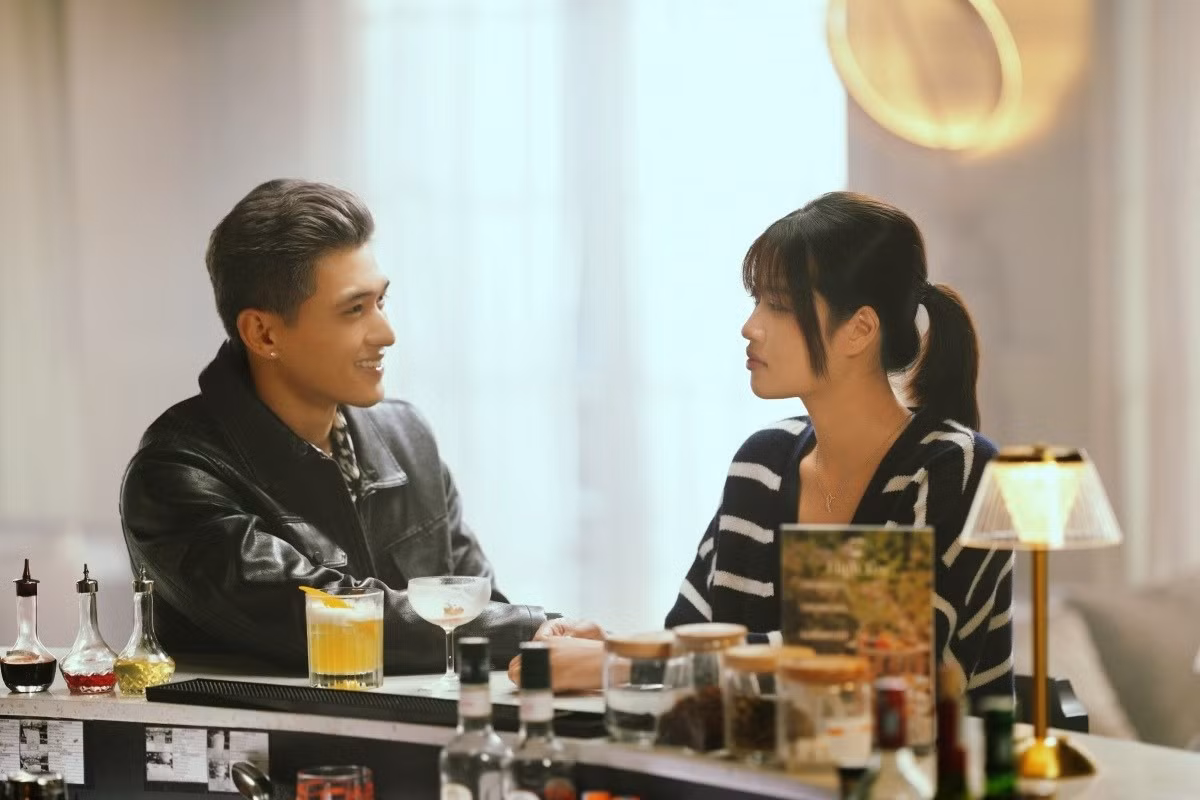 Nụ hôn bạc tỷ thu 70 tỷ đồng sau 1 tuần chiếu.