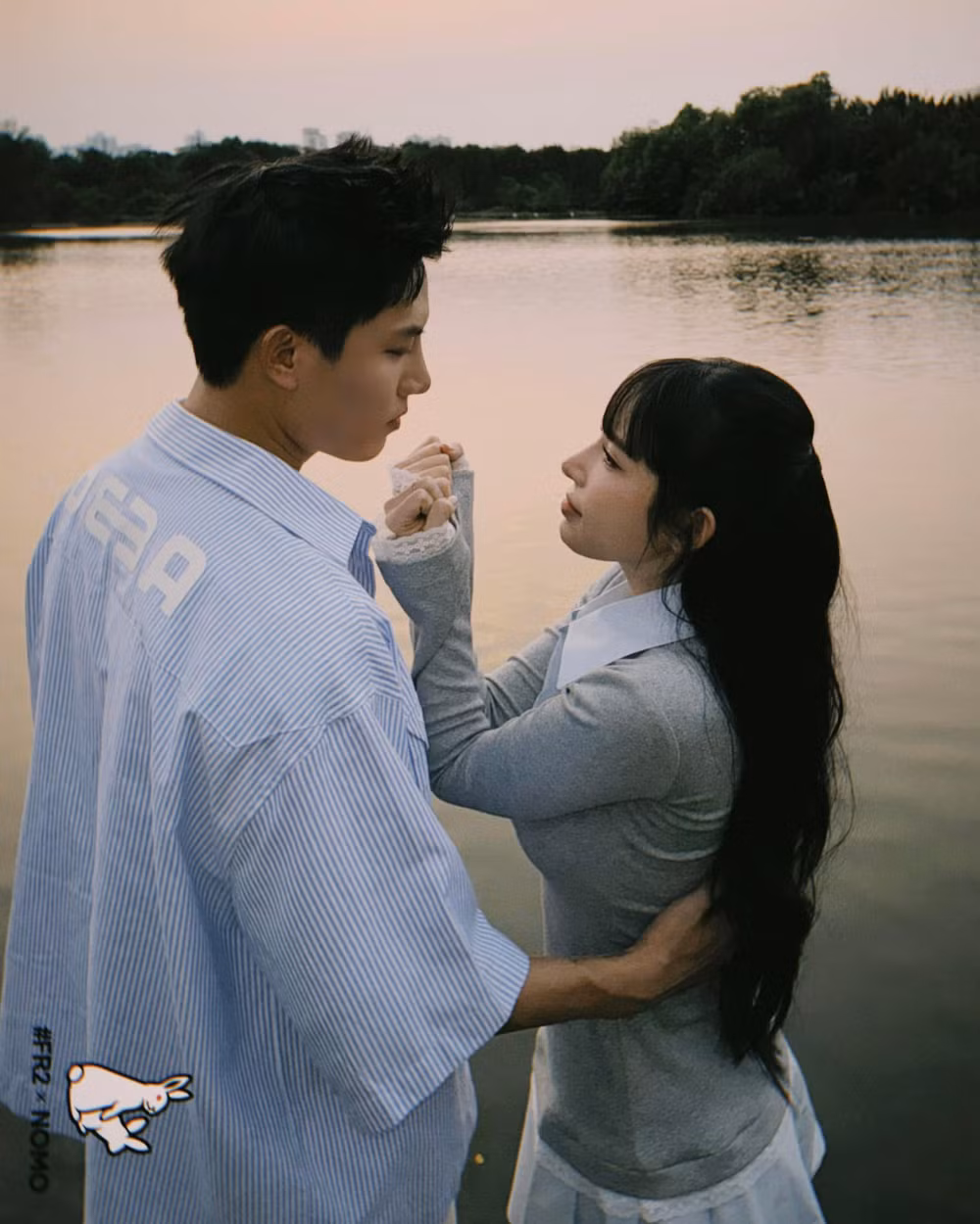 Anh Tú - LyLy là một trong những cặp đôi hiếm hoi chưa xác nhận mối quan hệ nhưng vẫn được nhiều người yêu thích. Người hâm mộ đang chờ đợi những sản phẩm âm nhạc tiếp theo và tin vui từ cả hai.