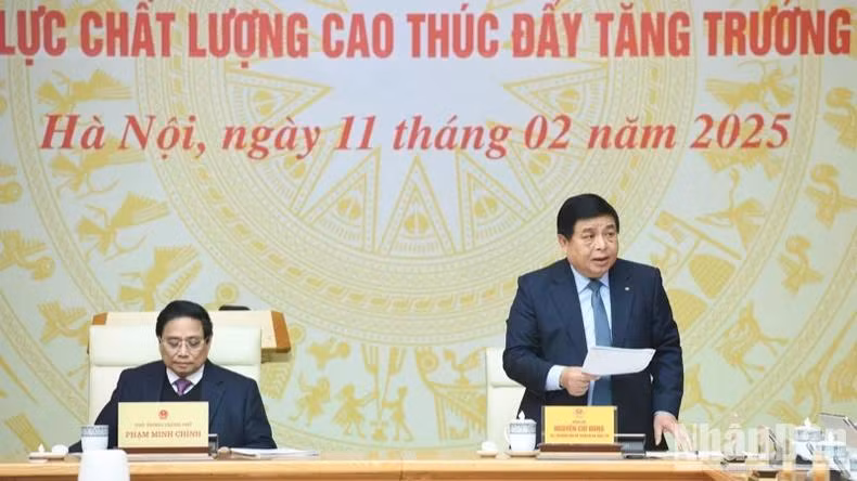 Bộ trưởng Kế hoạch và Đầu tư Nguyễn Chí Dũng phát biểu tại Hội nghị. (Ảnh: TRẦN HẢI)