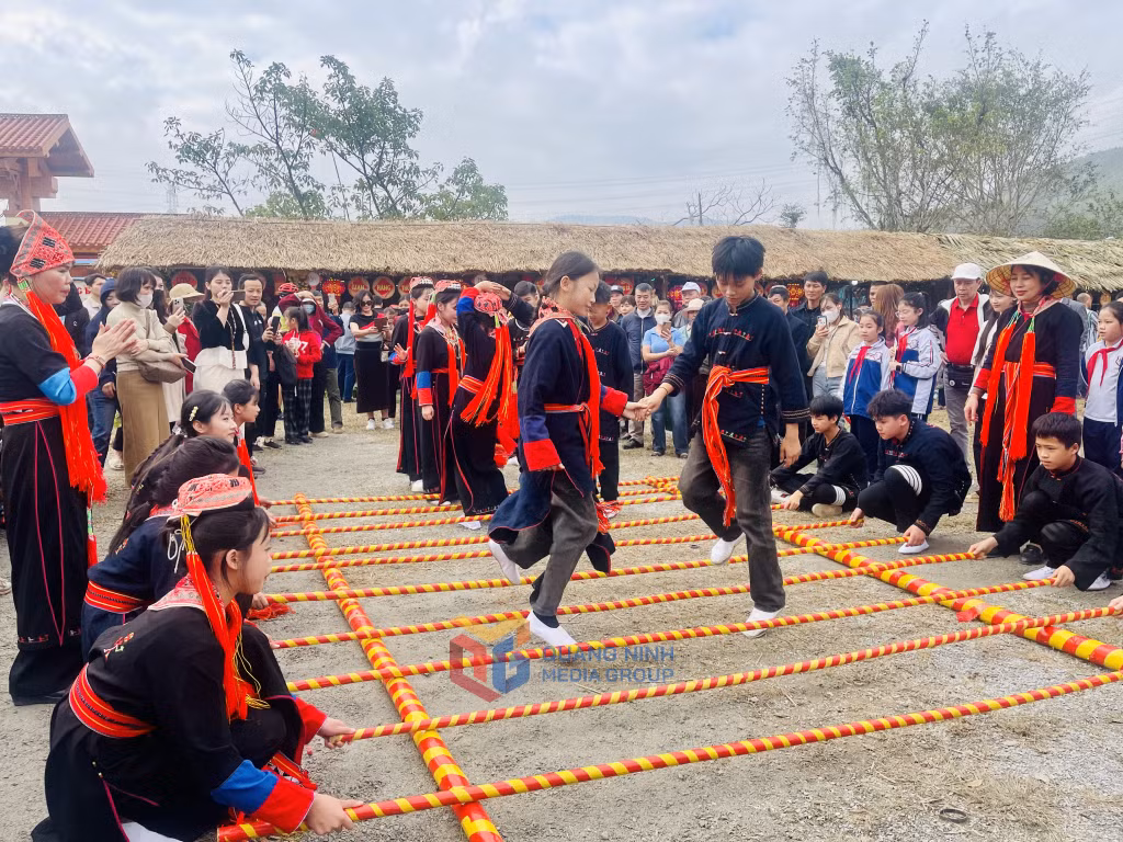 Rộn ràng Hội làng Bằng Cả năm 2025 ảnh 8