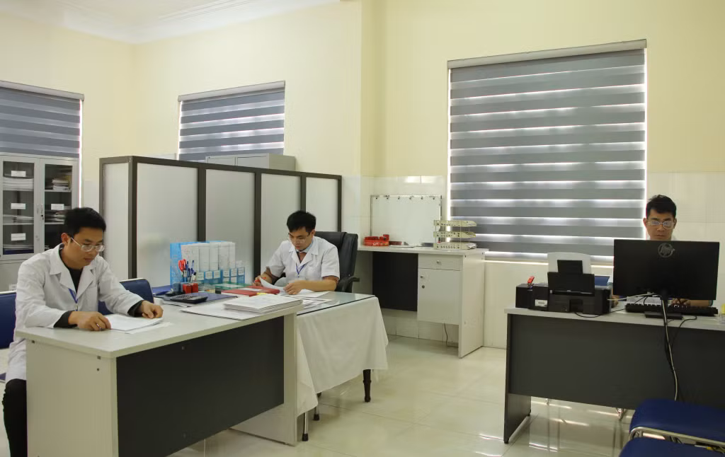 Các bác sĩ của Trung tâm Pháp y tỉnh làm các kết luận báo cáo sau khi có kết quả giám định.