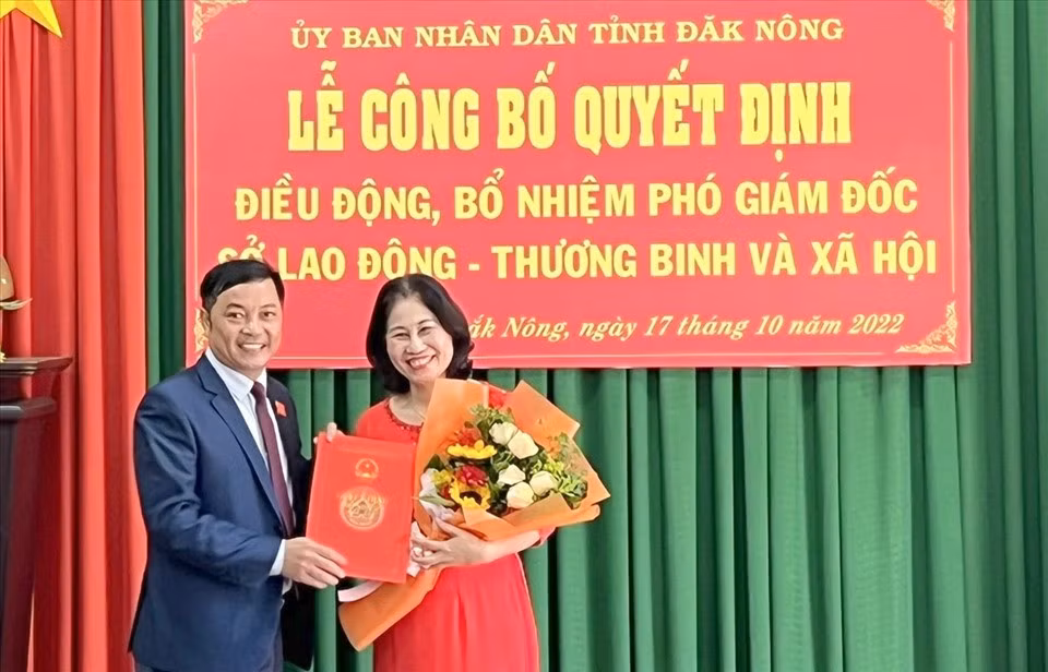 Ngay sau khi được bổ nhiệm chức vụ Phó Giám đốc Sở Lao Động - Thương Binh - Xã hội, bà Nguyễn Thị Thanh Hương (Nguyên Giám đốc Sở Y tế) bày tỏ nguyện vọng xin nghỉ việc. Ảnh: D.P.