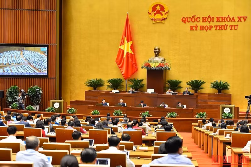 Quang cảnh phiên họp của Quốc hội chiều 31/10. Ảnh: THỦY NGUYÊN