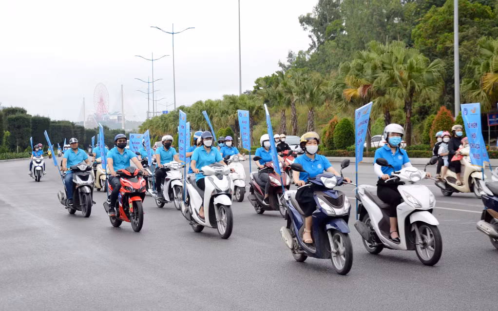 BHXH tỉnh ra quân hưởng ứng 