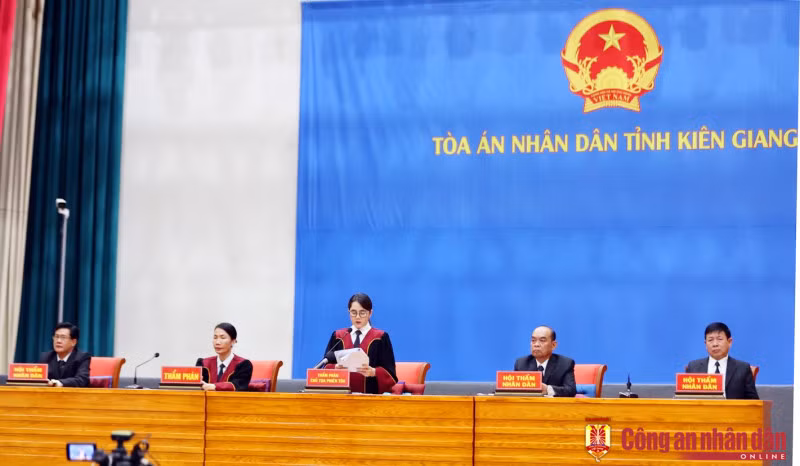 HĐXX TAND tỉnh Kiên Giang tuyên án.