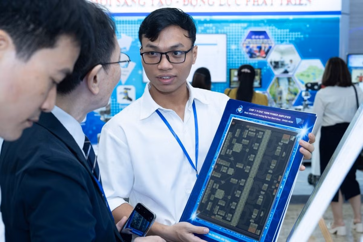 Việt Nam được đánh giá là điểm điến hấp dẫn và an toàn nên đang có làn sóng đầu tư vào Việt Nam với các dự án lớn thuộc lĩnh vực công nghệ, điện tử (Ảnh minh hoạ)