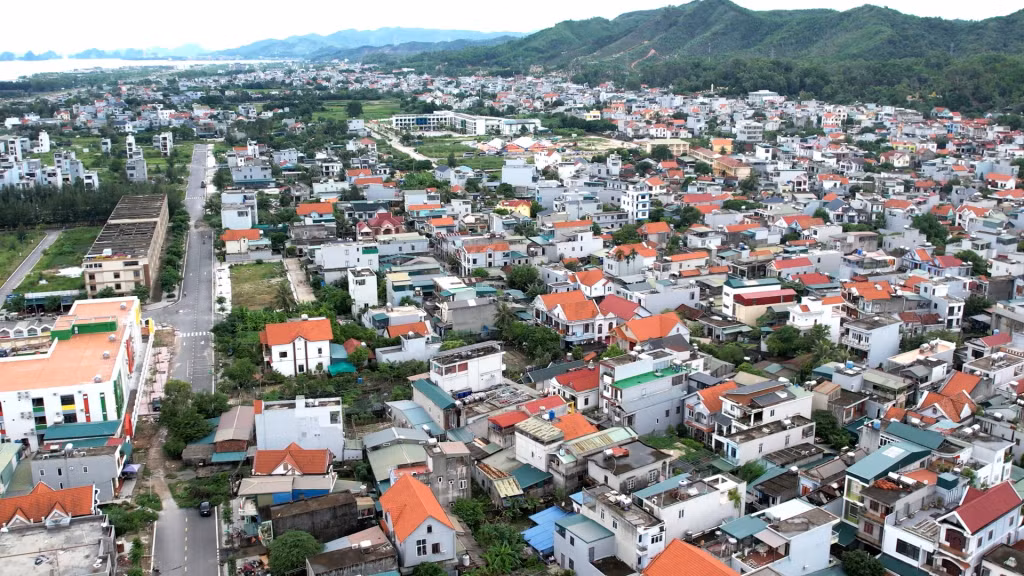 Phấn đấu đến năm 2030, thành lập thành phố Vân Đồn và đạt các tiêu chí đô thị loại II