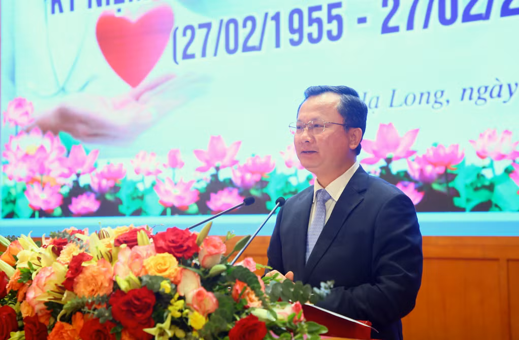 Đồng chí Cao Tường Huy, Phó Bí thư Tỉnh ủy, Chủ tịch UBND tỉnh phát biểu tại buổi lễ.