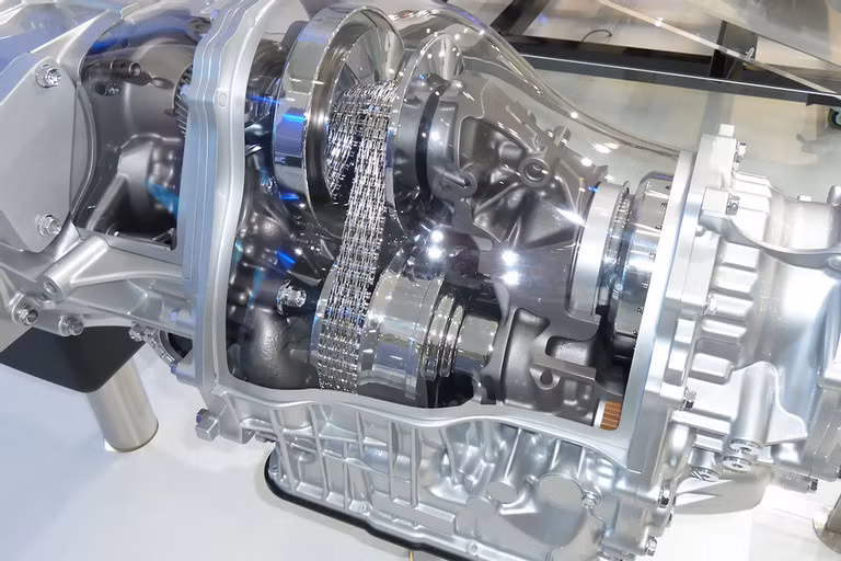 Subaru là nhà sản xuất hiếm hoi ứng dụng hộp số CVT trên các mẫu xe có động cơ tạo ra mô-men xoắn lớn.