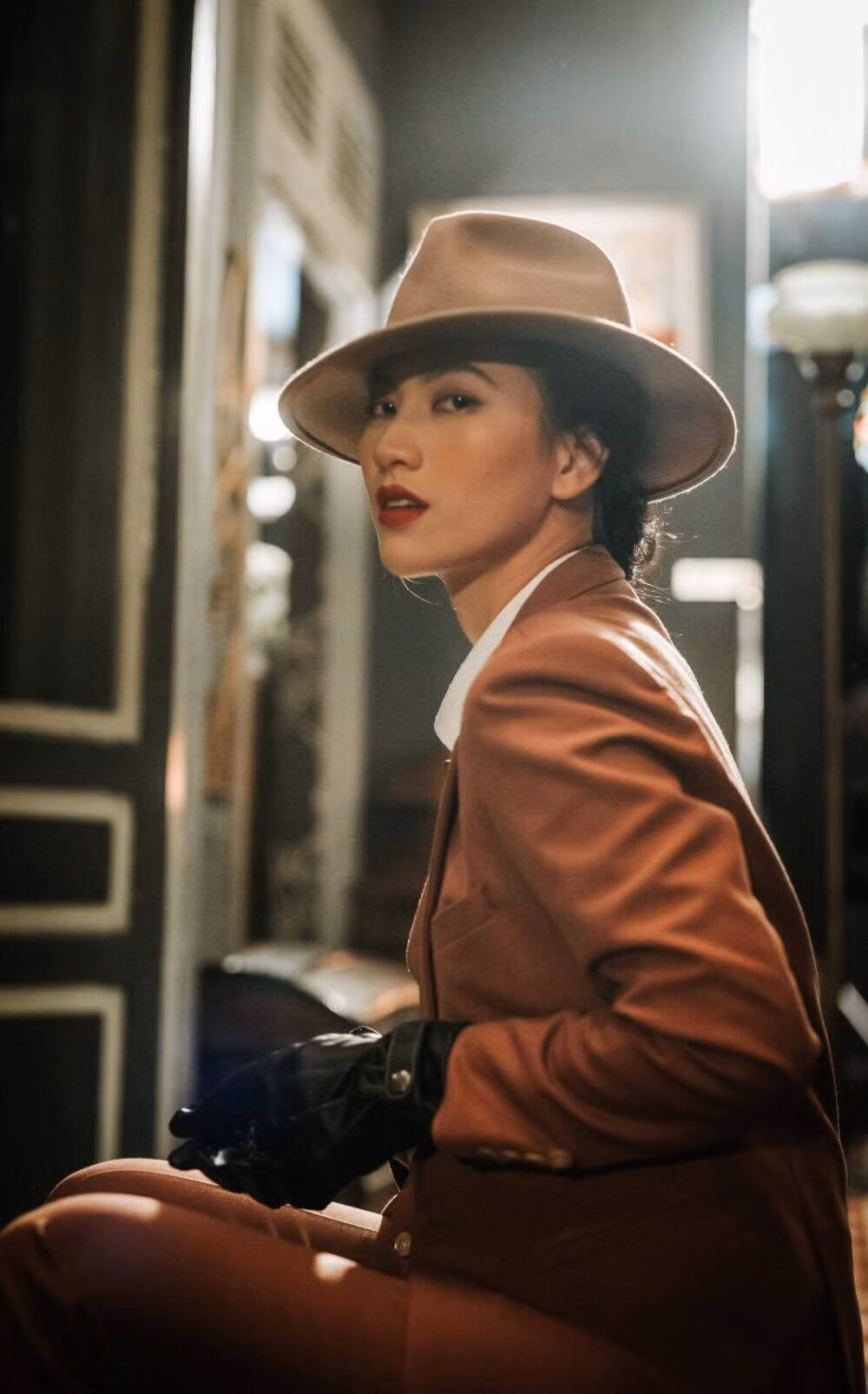 Hình ảnh Phương Anh Đào khi hợp tác với rapper Đen Vâu trong MV Lối nhỏ. Ảnh: Nhà sản xuất