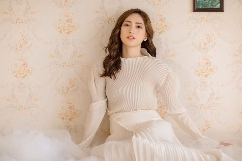 Phương Anh Đào nổi tiếng sau sức nóng của Mai.
