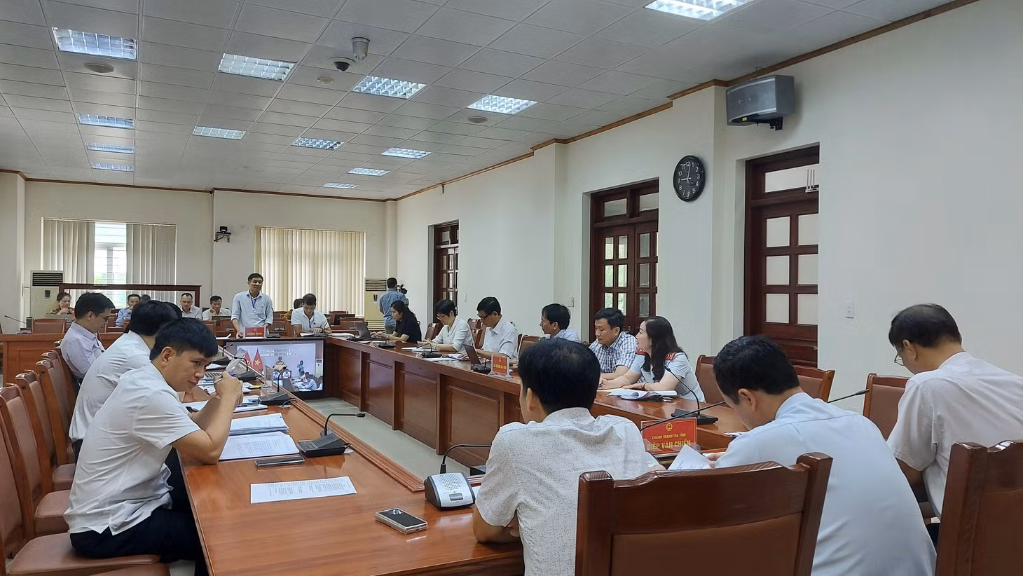 Quang cảnh buổi tiếp công dân.