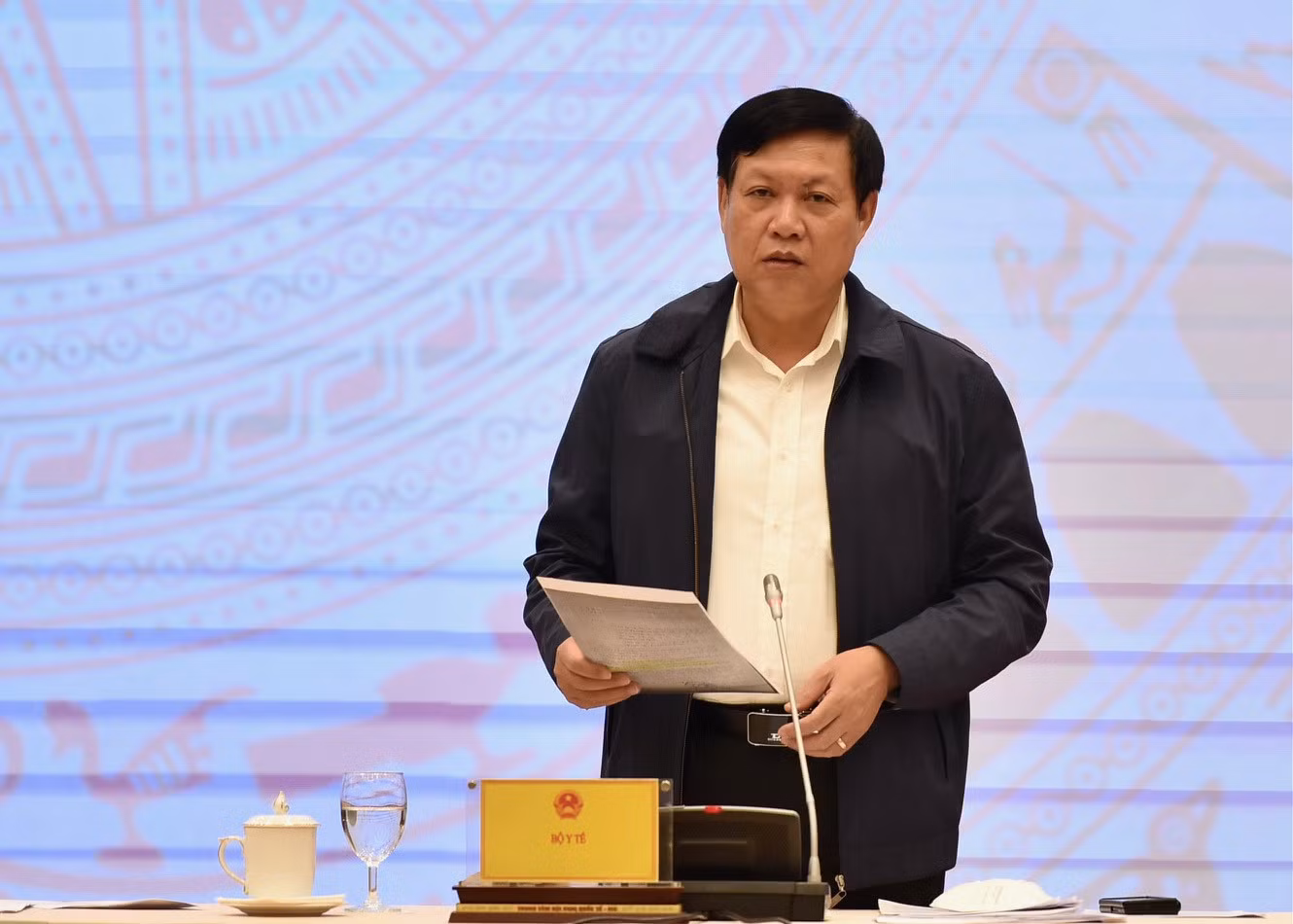 Thứ trưởng Bộ Y tế Đỗ Xuân Tuyên. Ảnh: VGP/Nhật Bắc Thứ trưởng Bộ Y tế Đỗ Xuân Tuyên. Ảnh: VGP/Nhật Bắc