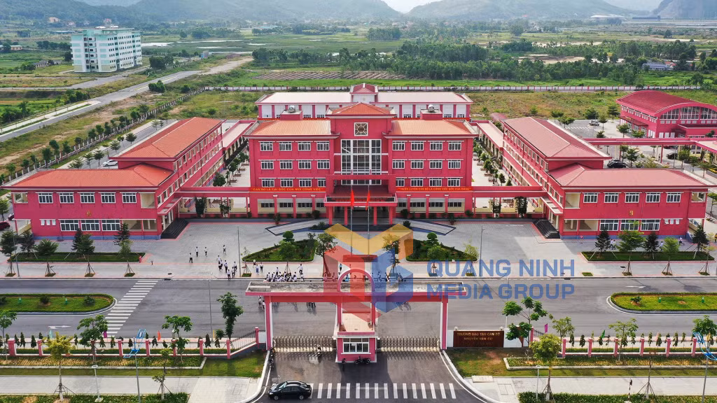 Trường đào tạo cán bộ Nguyễn Văn Cừ (8-2020). Ảnh: Đỗ Phương