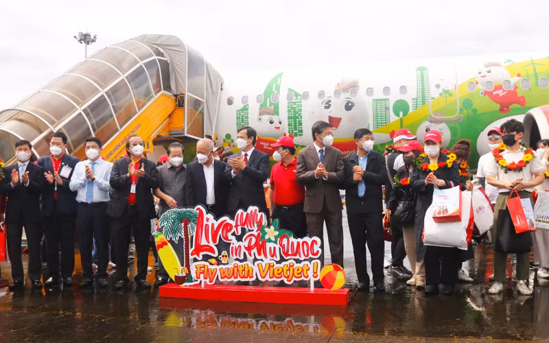 Nghi thức trong lễ đón đoàn.