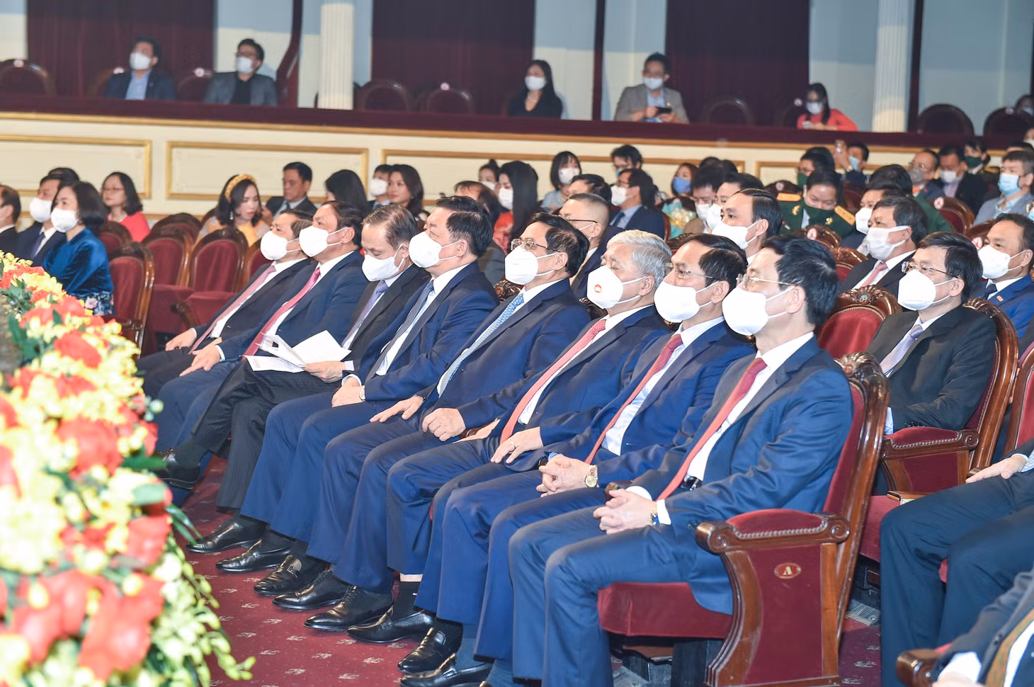 Thủ tướng Phạm Minh Chính cùng các đại biểu tham dự buổi lễ. Ảnh VGP/Nhật Bắc