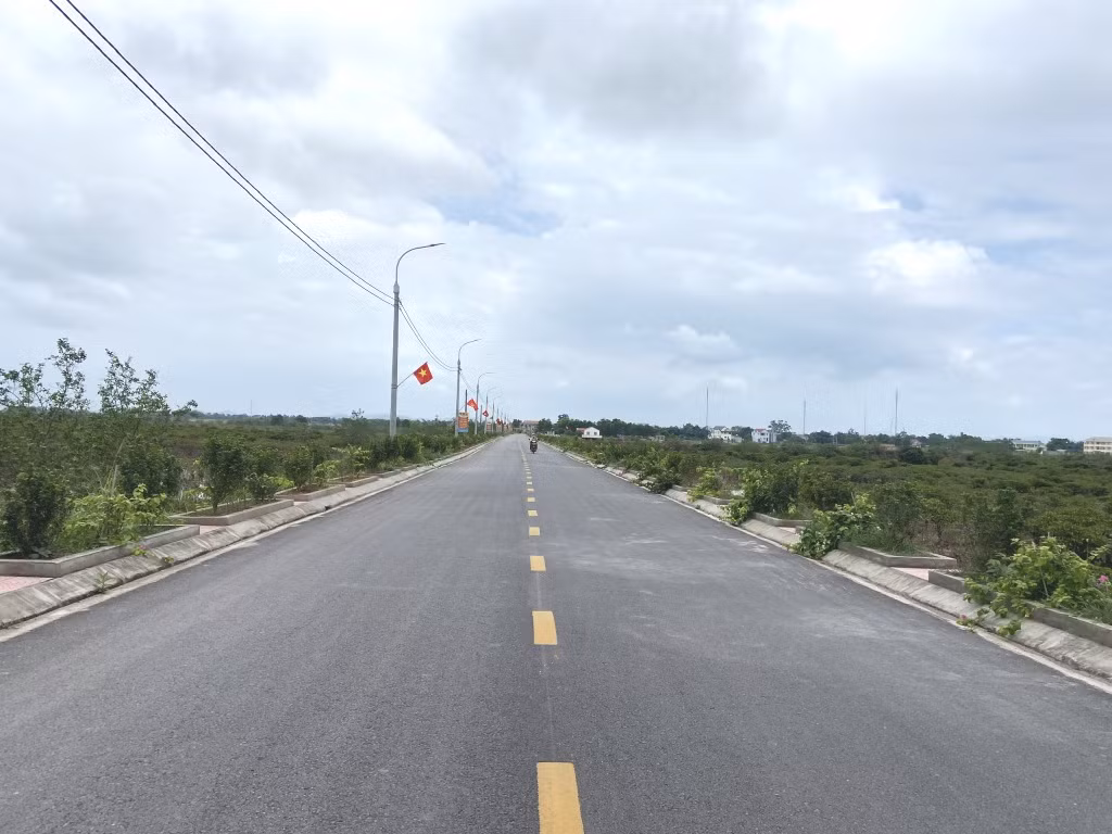 Dự án đường nối QL18A với trung tâm xã Đồng Rui (huyện Tiên Yên) hoàn thành năm 2020 tạo thuận tiện đi lại cho nhân dân.