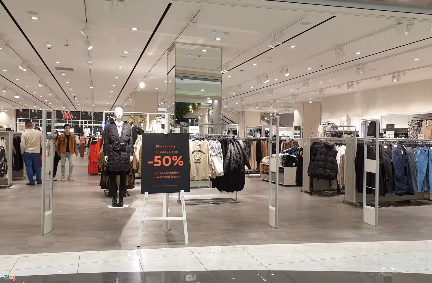 san sale black friday anh 5
