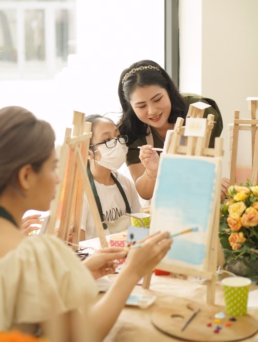 Với dự án "Giỏ duy mỹ", chị Hằng muốn góp phần khơi dậy cảm hứng, thói quen sống tích cực, vui vẻ và lành mạnh cho mọi người. Ảnh: Nhân vật cung cấp