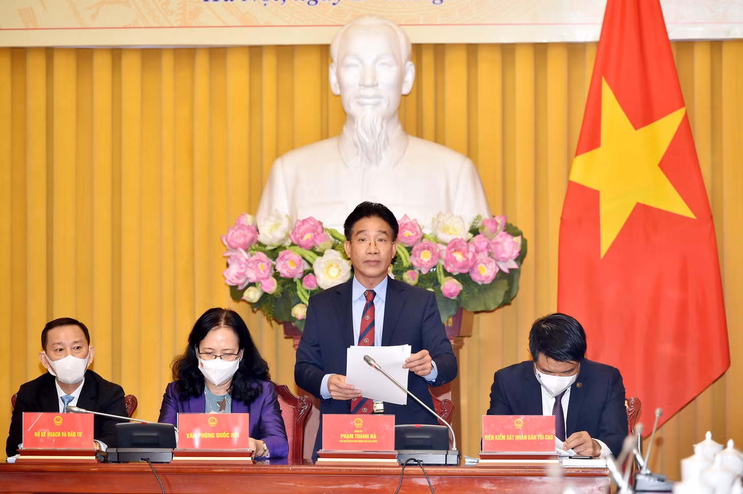 Phó Chủ nhiệm Văn phòng Chủ tịch nước Phạm Thanh Hà chủ trì cuộc họp báo - Ảnh VGP/Nguyễn Đức