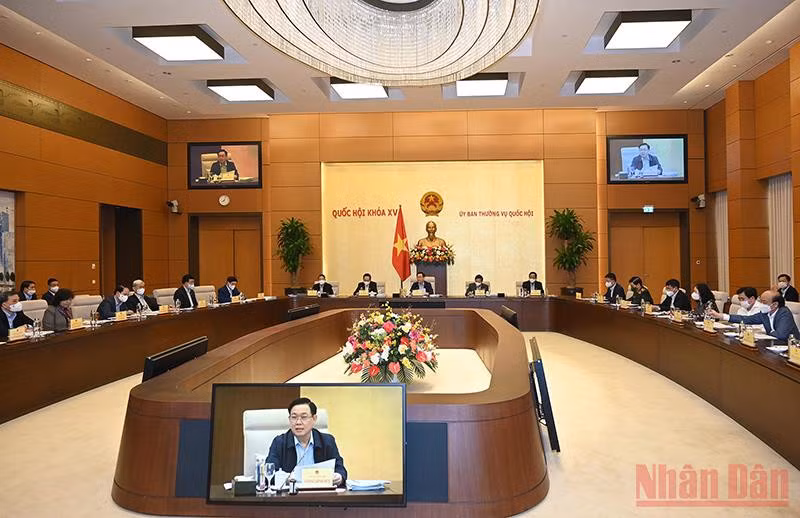 Quang cảnh phiên họp về việc chuẩn bị các nội dung tại kỳ họp bất thường của Quốc hội khóa XV. (Ảnh: Duy Linh)