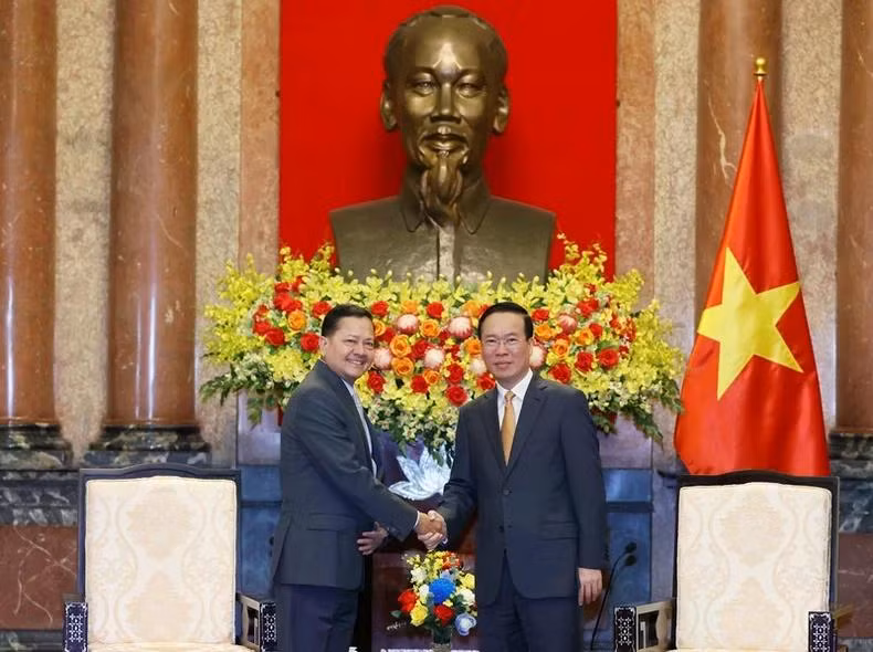 Chủ tịch nước Võ Văn Thưởng tiếp Phó Thủ tướng Chính phủ Hoàng gia Campuchia Neth Savoeun. (Ảnh: Thống Nhất - TTXVN)