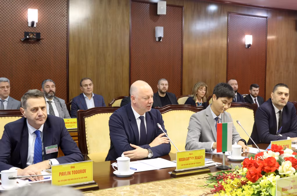 Chủ tịch Quốc hội Bulgaria Rossen Dimitrov Jeliazkov phát biểu tại buổi làm việc.