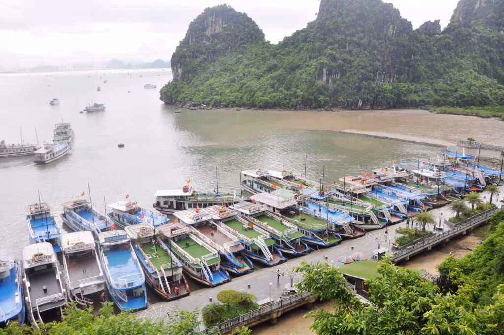 Cả hai địa phương hiện chưa có sự đồng bộ về cơ sở hạ tầng (cảng, bến tàu du lịch).