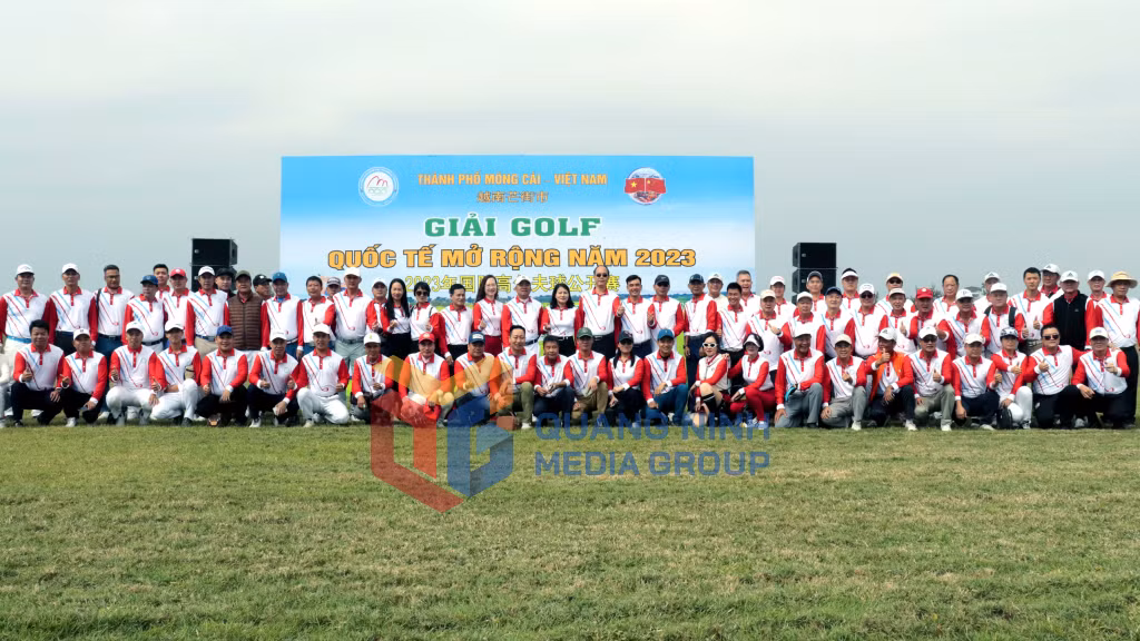 2023-12_Giải Golf quốc tế mở rộng năm 2023 nằm trong chuỗi các hoạt động văn hoá thể thao của Hội chợ Thương mại - Du lịch Quốc tế Việt Trung. Ảnh: Hà Phong