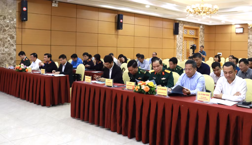 Quang cảnh buổi ký kết. 