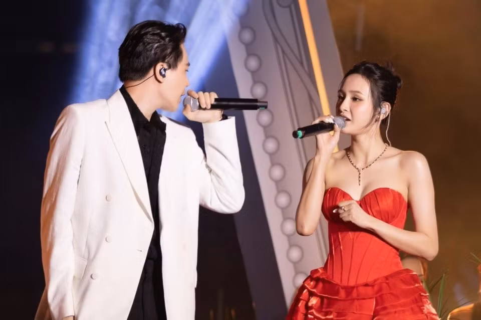 Đơn vị tổ chức thông báo hủy bỏ đêm nhạc của Hiền Hồ, Trịnh Thăng Bình.