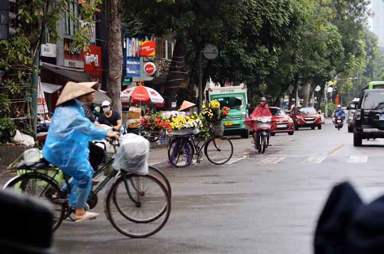 Nhiều khu vực trên cả nước chiều tối và đêm có mưa dông.