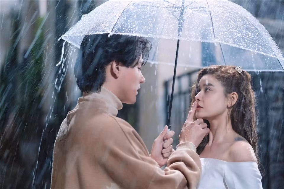 Phim được khán giả ưu ái bởi ngôn tình ngọt ngào, mang đến năng lượng tích cực. Ảnh: Facebook Trương Quỳnh Anh