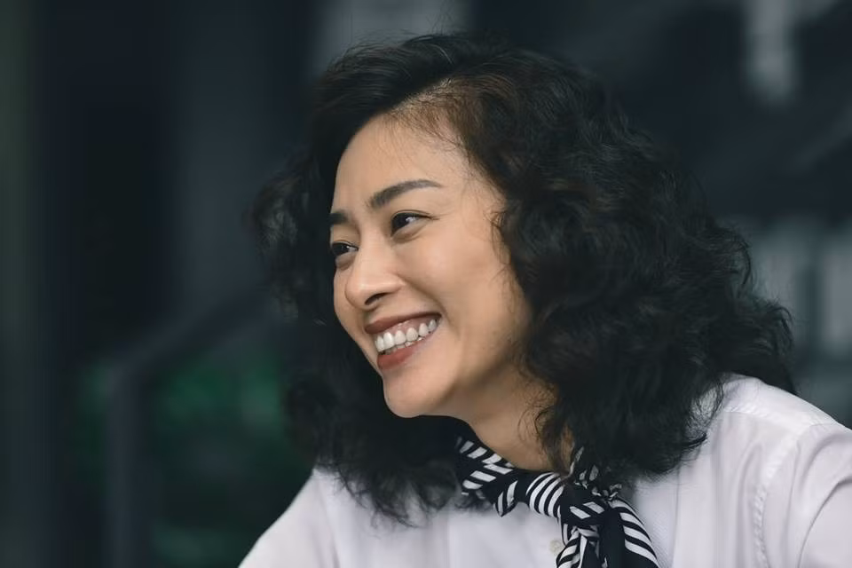 Nhiều nghệ sĩ nữ ngoài 40 luôn áp lực trong việc níu kéo hào quang. Ảnh: Hoàng Việt.
