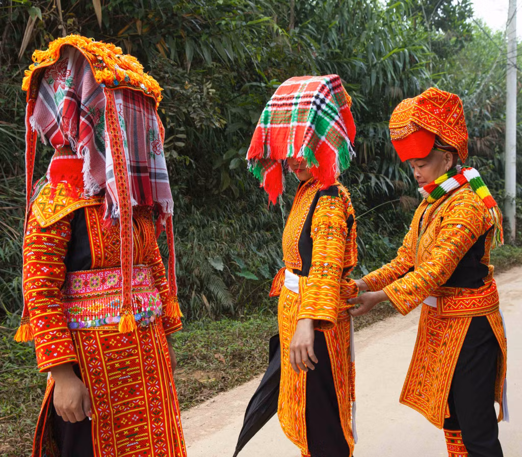 Trước giờ đưa dâu.
