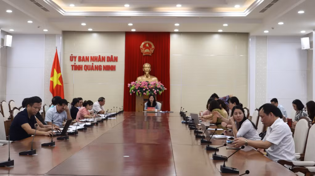 Quang cảnh tại điểm cầu Quảng Ninh.
