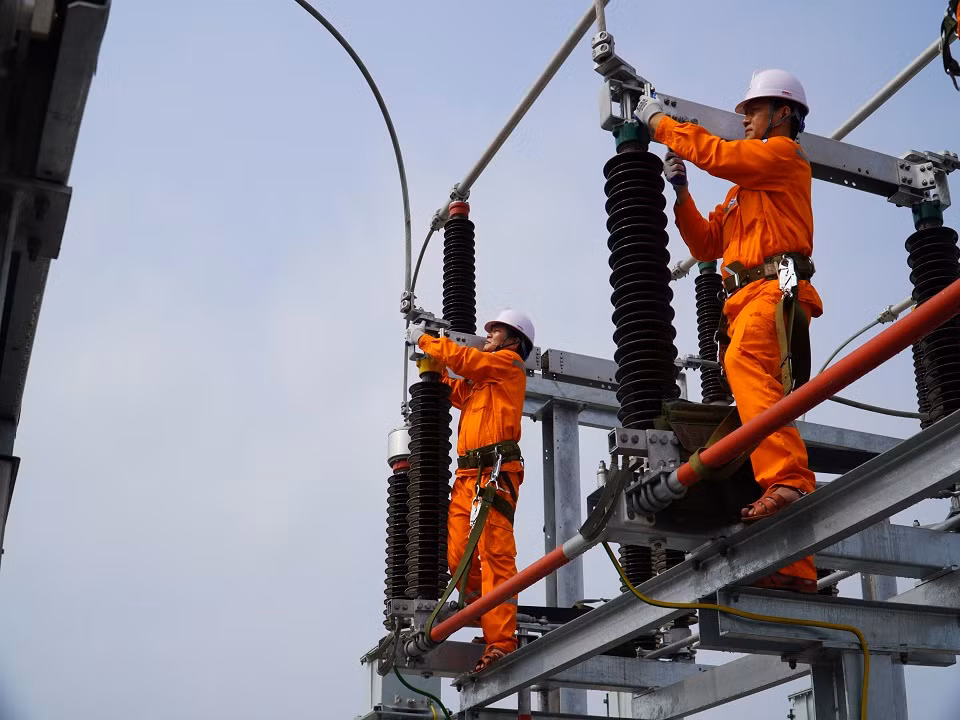 Nghiệm thu đưa TBA 110 kV Đầm Hà vào sử dụng