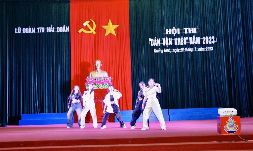 Một tiết mục văn nghệ tại hội thi.