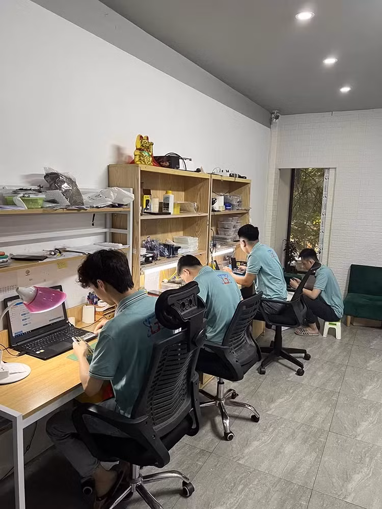 Dịch vụ sửa chữa điện thoại tại Galaxy Di Động có tốt không? ảnh 4
