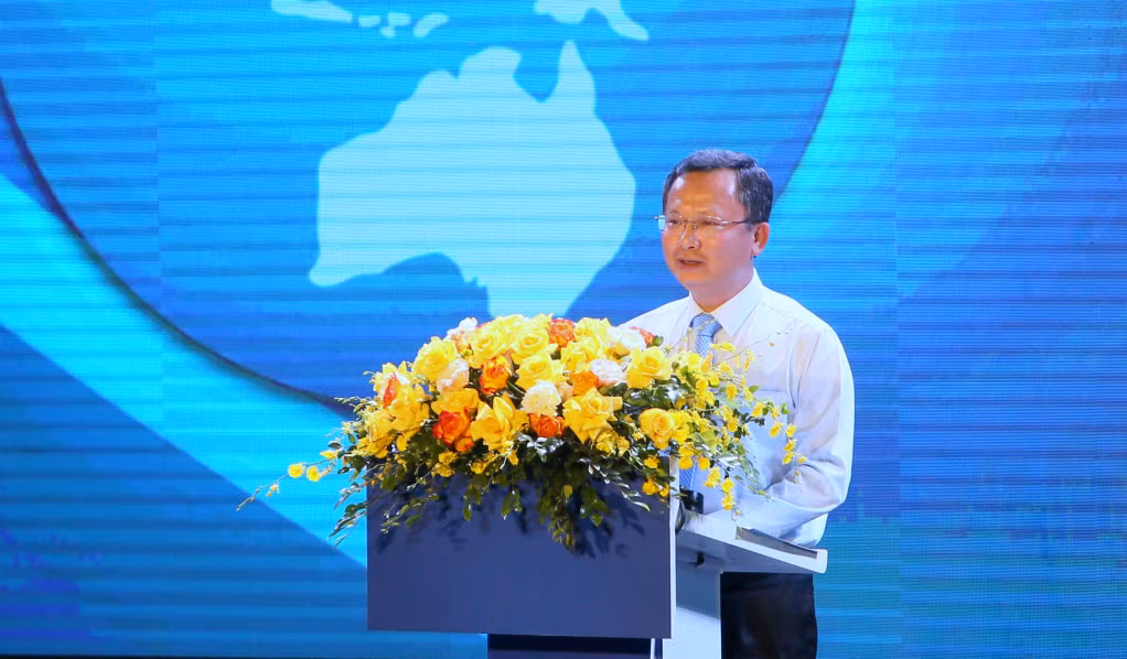 Đồng chí Cao Tường Huy, Quyền Chủ tịch UBND tỉnh Quảng Ninh phát biểu chào mừng tại lễ phát động.