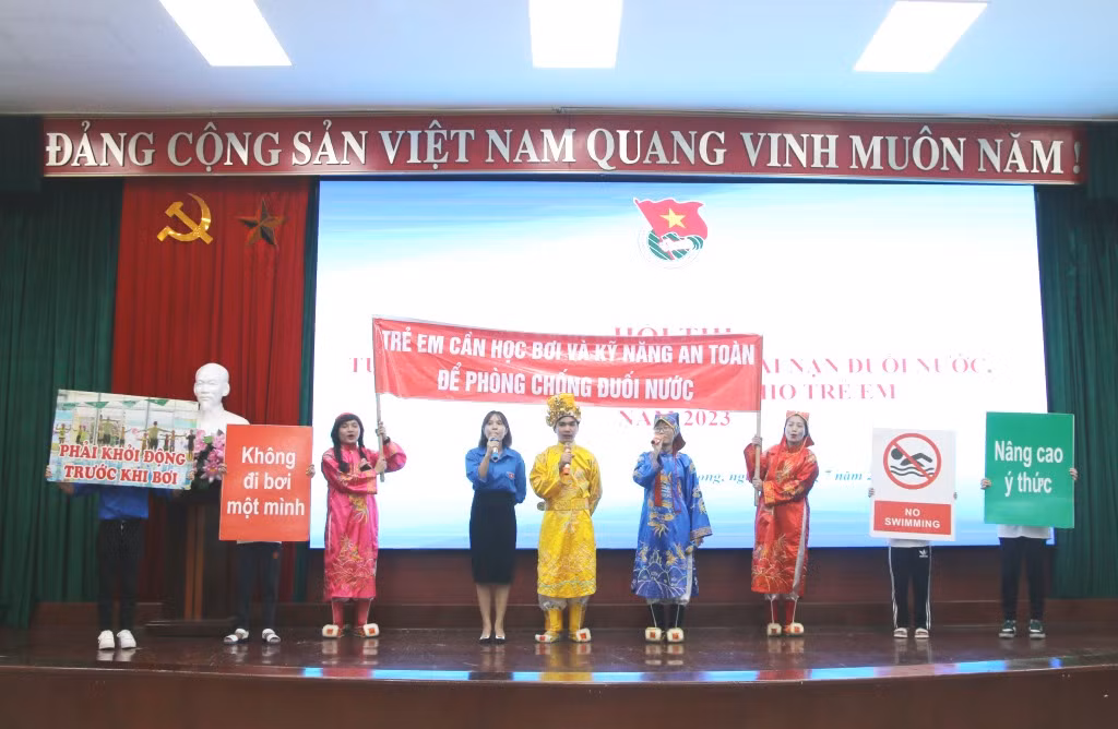 Tỉnh Đoàn - Hội đồng Đội tỉnh tổ chức Hội thi tuyên truyền phòng tránh tai nạn đuối nước - Cách phòng tránh đuối nước cho trẻ em năm 2023