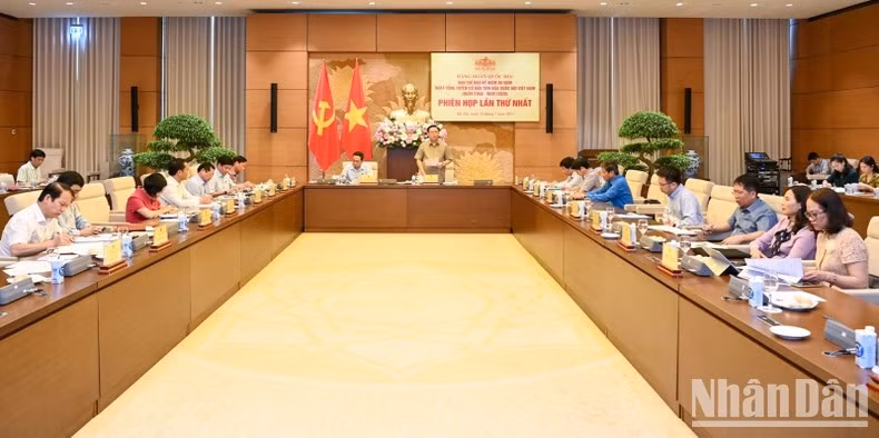Quang cảnh phiên họp lần thứ nhất Ban Chỉ đạo kỷ niệm 80 năm Ngày Tổng tuyển cử đầu tiên. (Ảnh Duy Linh)