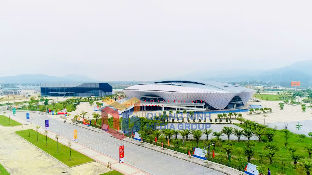 Nhà thi đấu đa năng 5.000 chỗ (5-2022). Ảnh: Tạ Quân
