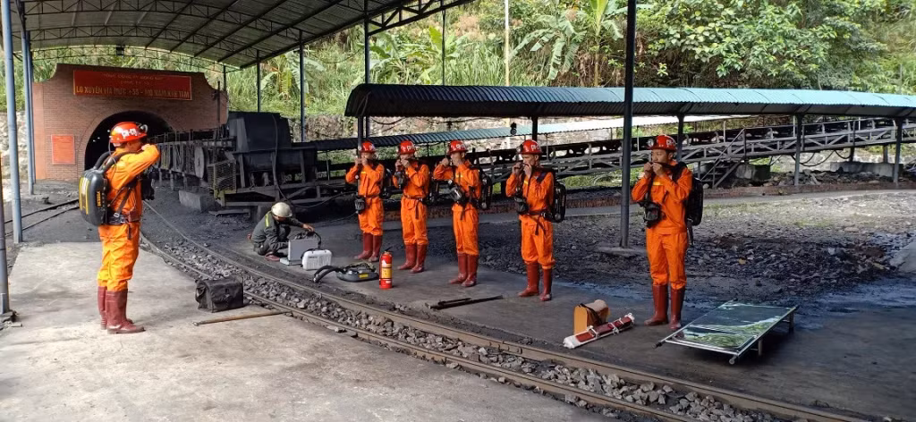 Công ty 35 tổ chức diến tập ứng cứu sự cố, tìm kiếm cứu nạn