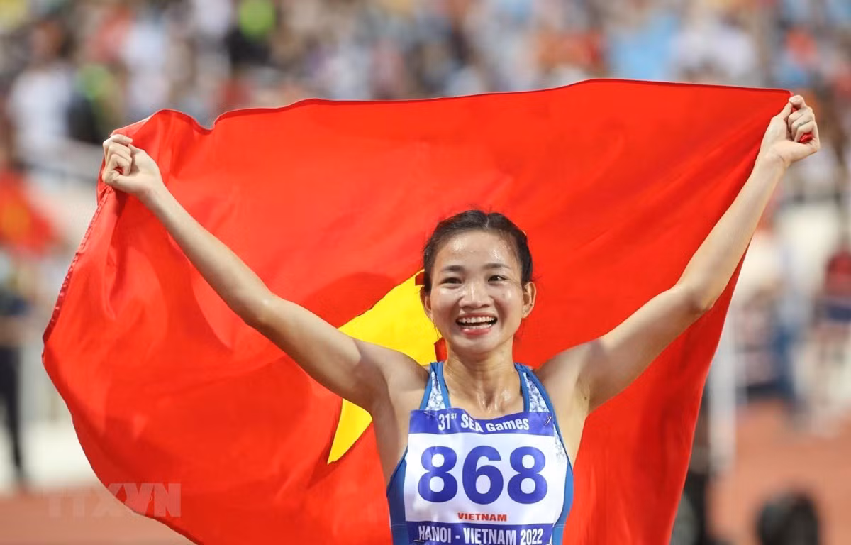 Nguyễn Thị Oanh giành 3 tấm huy chương Vàng SEA Games 31. (Ảnh: Quang Hà/TTXVN)