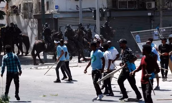 Israel tam dong cua 4 nha tho cua nguoi Eritrea do lo ngai ve an ninh hinh anh 1