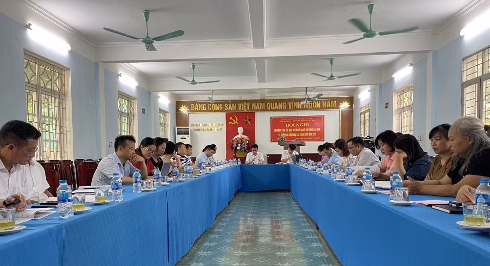 Quang cảnh hội nghị.