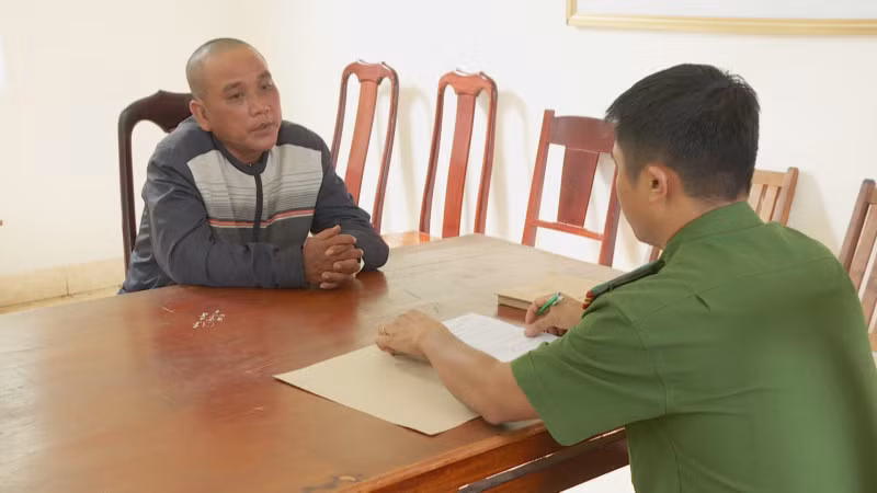 Cơ quan điều tra tiến hành lấy lời khai của đối tượng Trần Văn Biết.